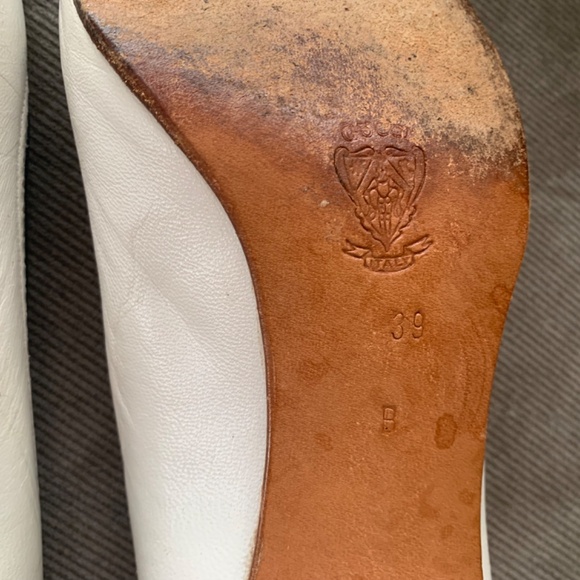 Vintage Genuine Gucci Open Toe Shoes - Picture 6 of 7